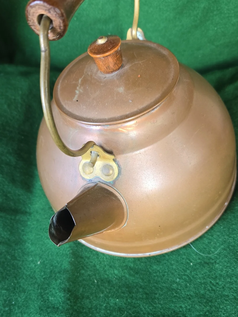 Copper-Stovetop Kettle with Wooden Handle